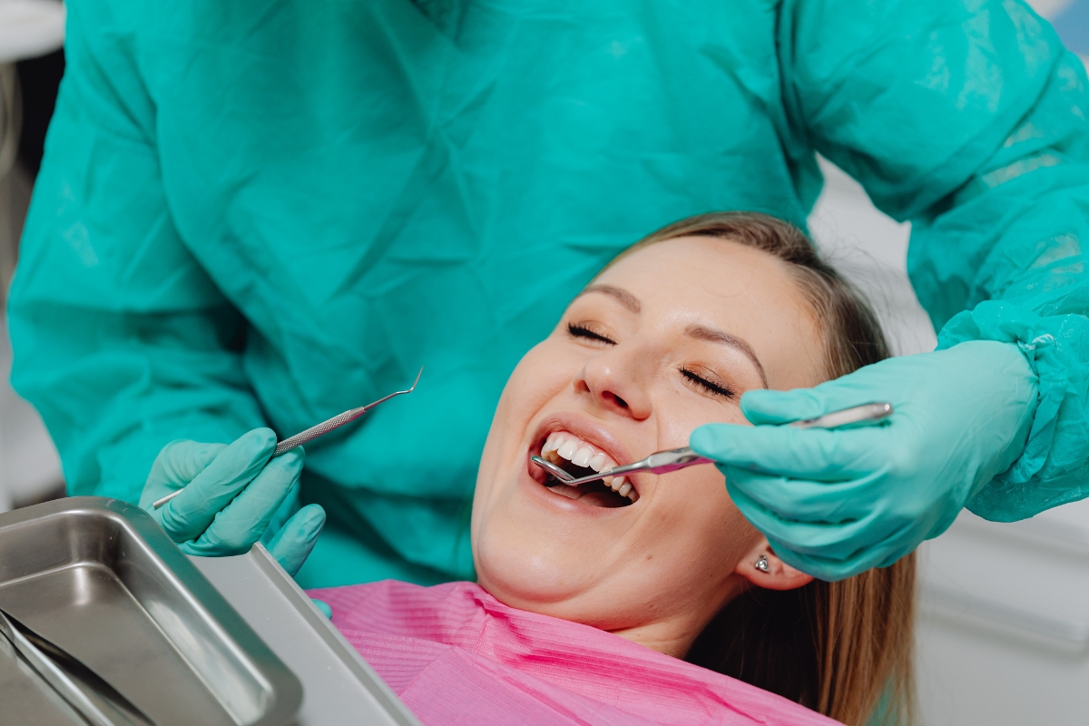 Throbbing Tooth Pain: Is it Just a Cavity or a Dental Emergency?
